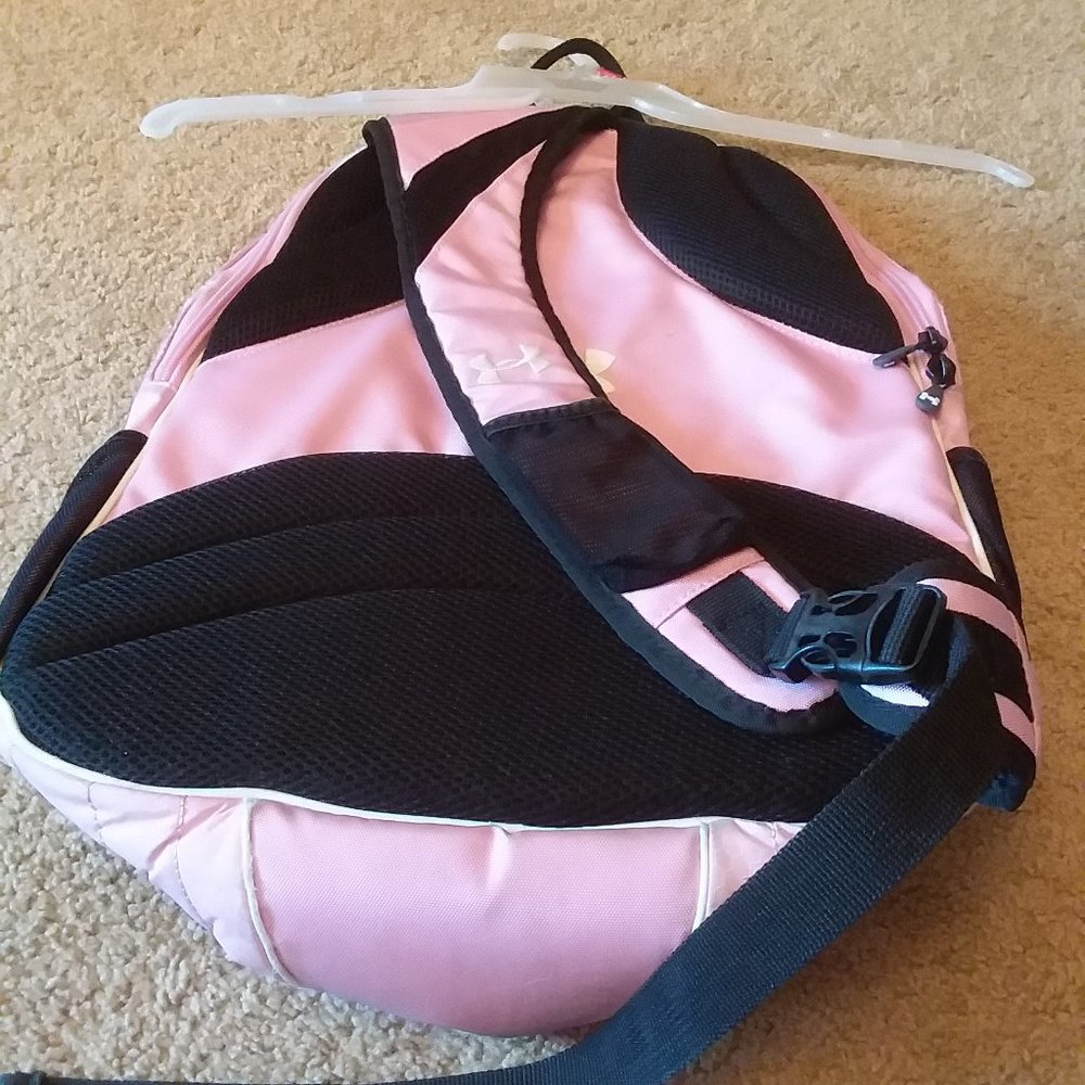 Under Armour Backpack - Picture 4 of 6